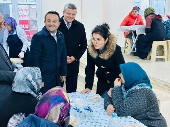 BÜYÜK KURULTAY'A KATILAN DURAK, İFTARINI YİNE BOLULU HEMŞEHRİLERİYLE AÇTI