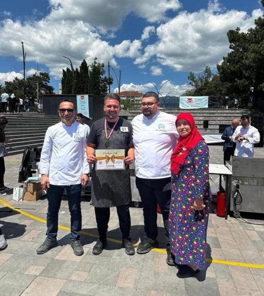 ‘DOĞADA BİR BİLEN' KAYMAKLI MENEMEN İLE BİRİNCİ OLDU