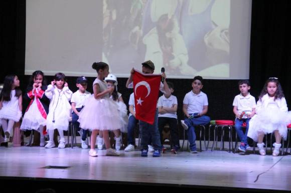 ÖĞRENCİLER OKUDU, OYNADI, EĞLENDİ…