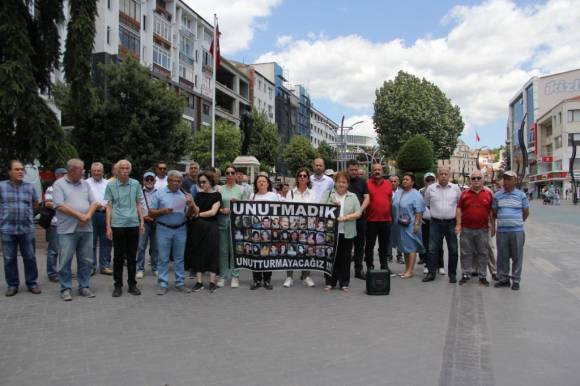 BOLU'DA SİVAS KATLİAMI PROTESTO EDİLDİ