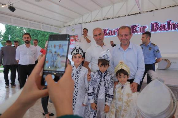 Bolu Belediyesi 5. Geleneksel Sünnet Şöleni: 52 Çocuk erkekliğe adım attı