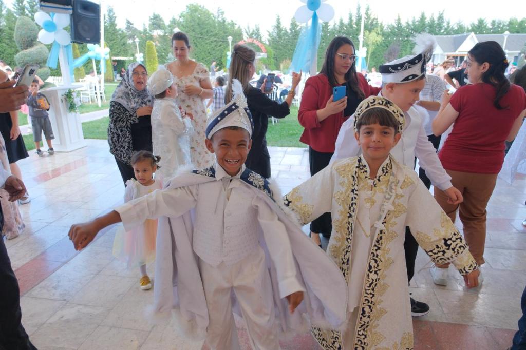 Bolu Belediyesi 5. Geleneksel Sünnet Şöleni: 52 Çocuk erkekliğe adım attı