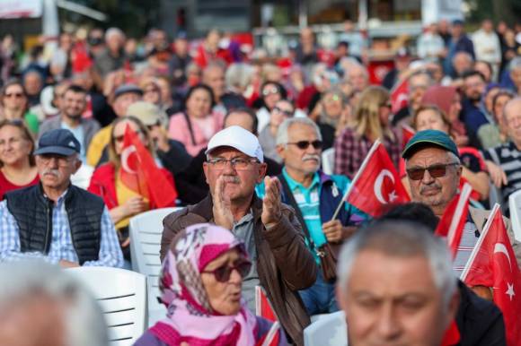 Özgür Özel, Bolu Belediyesi'nin Proje Tanıtım ve Toplu Açılış Töreni'ne katıldı