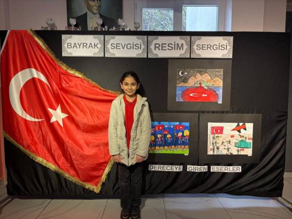 Bayrak Sevgisi Tuvale Yansıdı