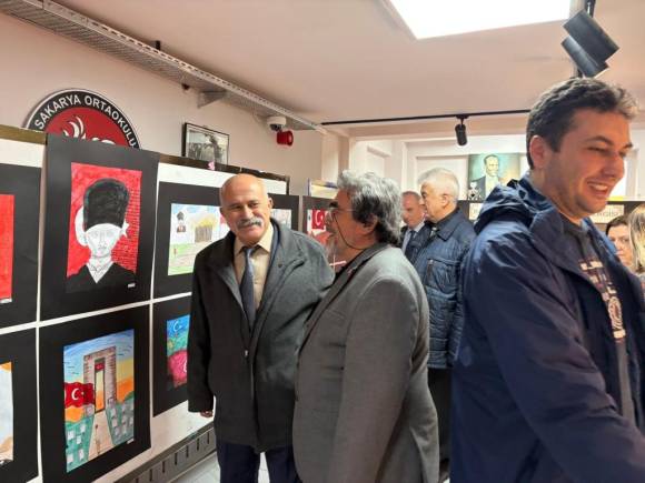 Bayrak Sevgisi Tuvale Yansıdı