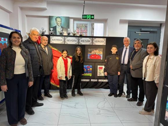 Bayrak Sevgisi Tuvale Yansıdı