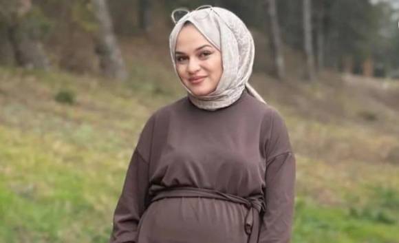 Bolu'da Doğum Sırasında Vefat Eden Anne İçin Kâbe'de Dua