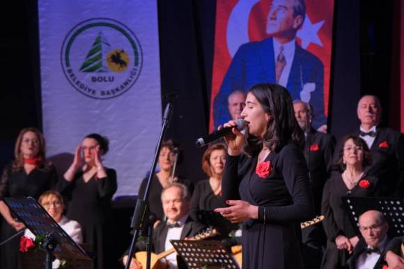 Edip Akbayram Şarkılarıyla Anıldı