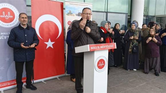 Bolu'dan Şevval Umresi Kafilesi Dualarla Uğurlandı