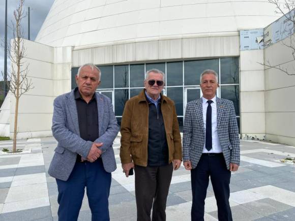 Millet Bahçesi İçin Acil Çağrı ‘'Milyonluk Yatırım Çürüyor''