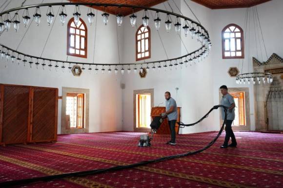 112 camide temizlik seferberliği