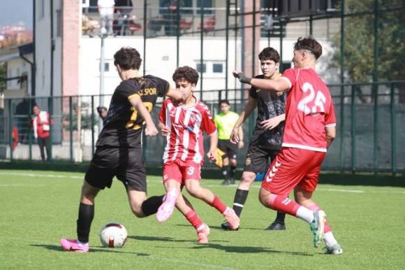 14 FK İki Kez Öne Geçti, Soysalspor Derbiyi 5-2 Kazandı!